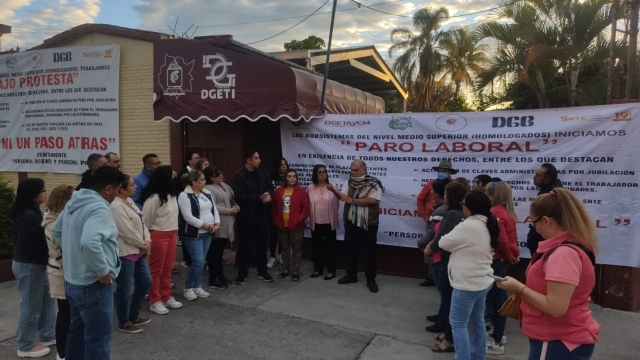 Iniciaron paros de labores en planteles de educación media superior