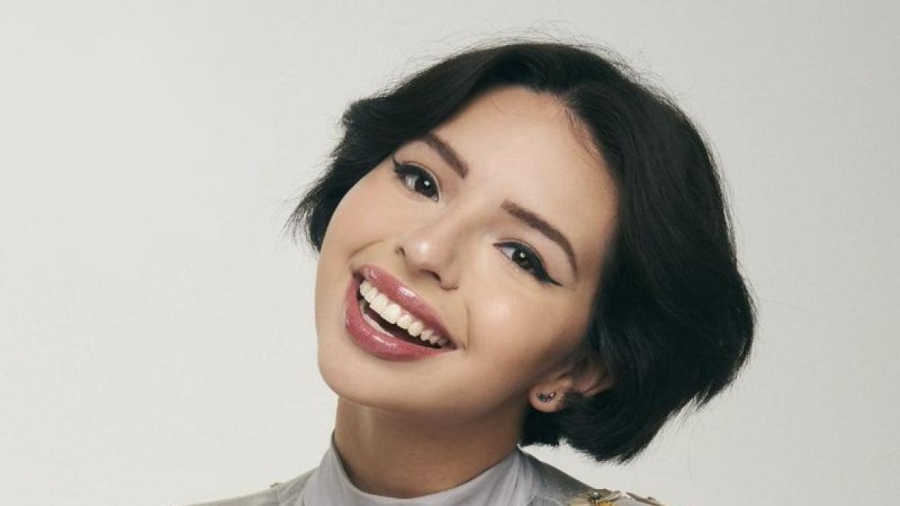 Ángela Aguilar Cierra el 2024 entre Críticas y Rumores de Crisis Matrimonial