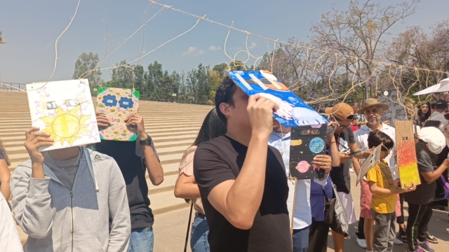 Todo listo para observar el eclipse solar parcial