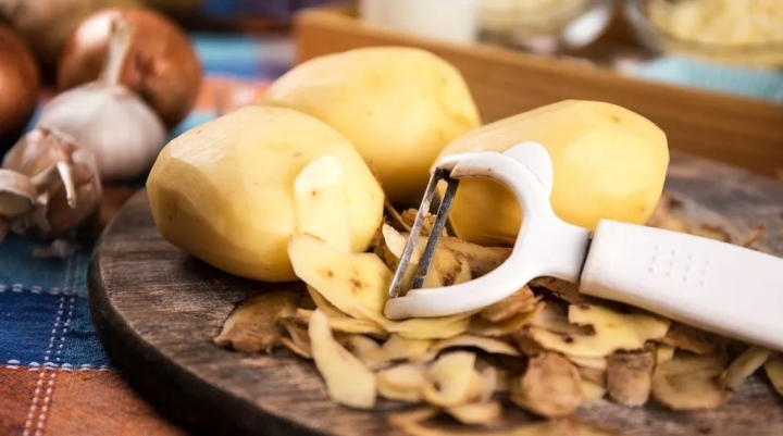 El truco más efectivo para cocer o freír papas en la mitad de tiempo