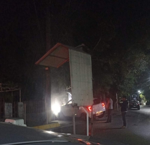 El veh&iacute;culo que conduc&iacute;a el exfuncionario termin&oacute; impactado contra un inmueble.