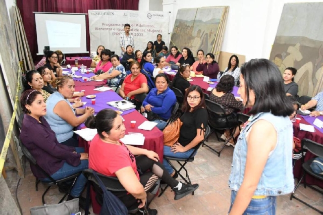  Las participantes recibirán herramientas que les permitirán mejorar sus negocios.