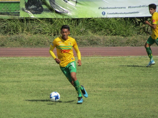 El defensa central Suker Estrada hizo un triplete en el triunfo de los arroceros sobre los michoacanos.