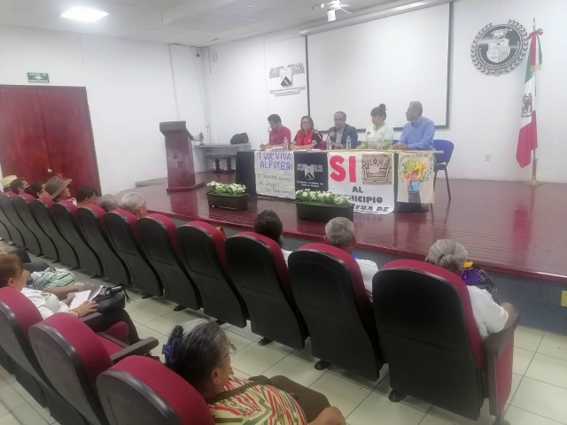 Firman convenio de capacitación FDyCS-UAEM y la comunidad indígena de Alpuyeca