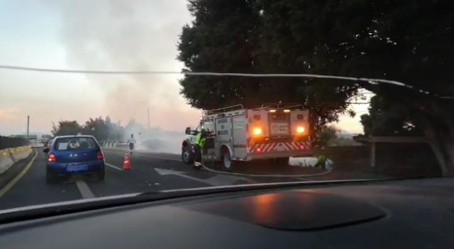 Tráfico intenso en autopista México-Acapulco debido a incendio forestal