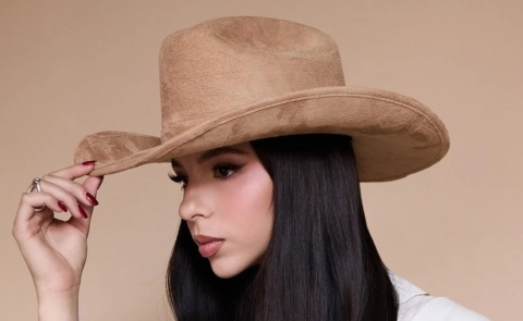 Ángela Aguilar aclara que su nuevo tema no es una indirecta para Nodal y enfrenta críticas por su interpretación de ‘Shallow’