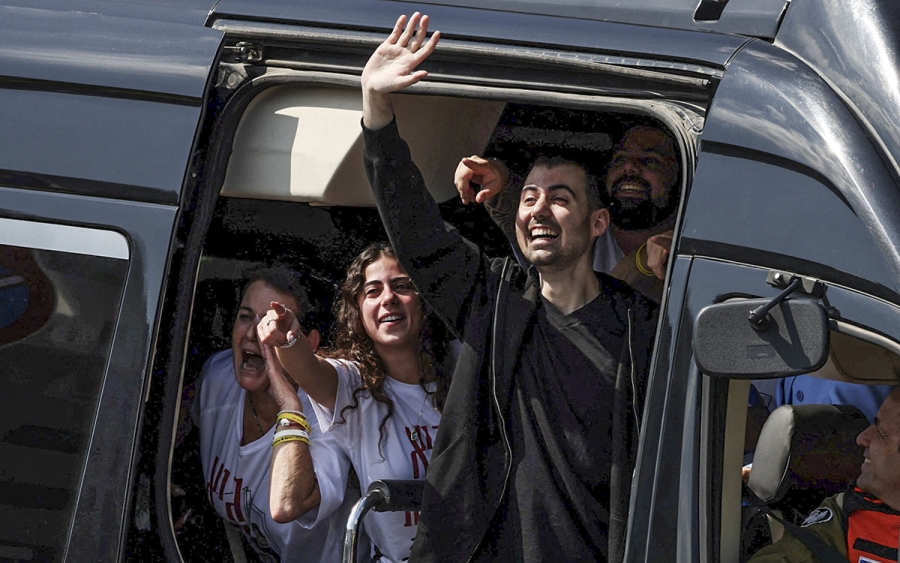 Hamás libera 20 rehenes israelíes tras acuerdo de alto al fuego