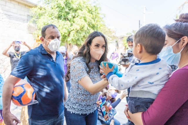 Realiza gobierno estatal entrega de juguetes a niñas y niños de Morelos