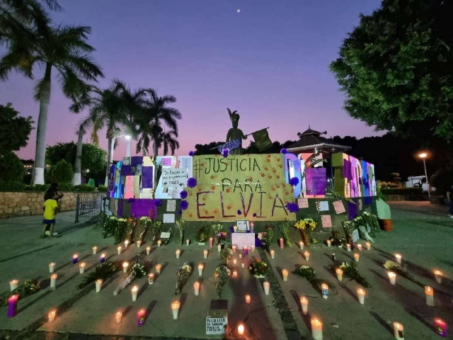 El altar está ubicado en la explanada municipal.