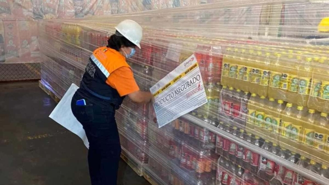 Profeco incauta 75 mil refrescos.