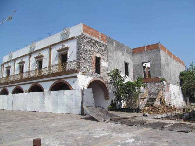  El INAH reconoció que no se sabe si antes de que termine la actual administración se podrá terminar de rehabilitar el palacio municipal de Jojutla, edificación que data del siglo XVIII.