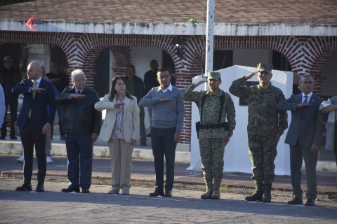Margarita Gonz&aacute;lez Saravia visit&oacute; este lunes Jantetelco, en donde habl&oacute; ante los medios de comunicaci&oacute;n. 