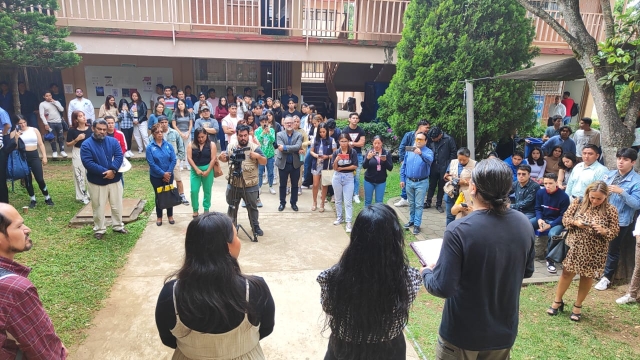 Estudiantes de la UAEM conmemoraron matanza de Tlatelolco