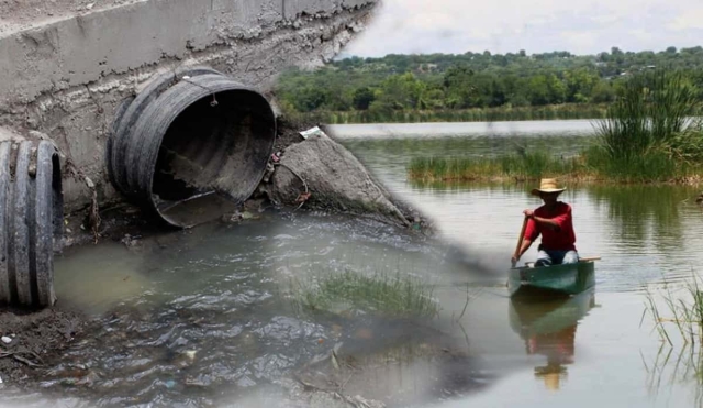 Desde el año pasado, el grupo de pescadores ha señalado el problema que representan las descargas, sin que a la fecha el asunto haya sido atendido.