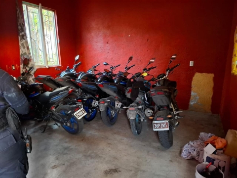 Aseguran integrantes de la Mesa de Paz y Seguridad 11 motocicletas con reporte de robo en Emiliano Zapata