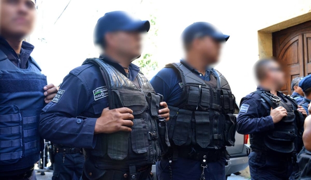 Investigan a tres policías de Zacatepec tras asesinato de un compañero