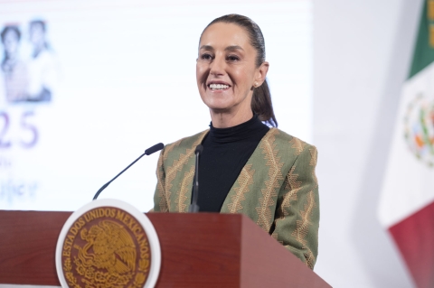 Sheinbaum: Gobierno no fue notificado por EU sobre cuota al jitomate