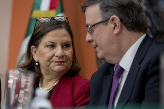 Ebrard mintió sobre el programa ‘Quédate en México’, responde la exembajadora Martha Bárcena