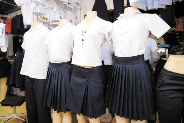 Industria del vestido, a la espera del regreso a clases