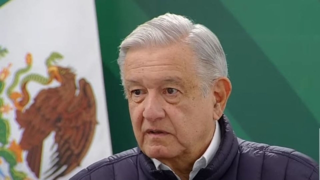 AMLO lamenta muerte de &#039;Chabelo&#039;