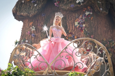 Gregory Maguire anuncia precuela centrada en Glinda en medio del &eacute;xito de &lsquo;Wicked: For Good&rsquo;