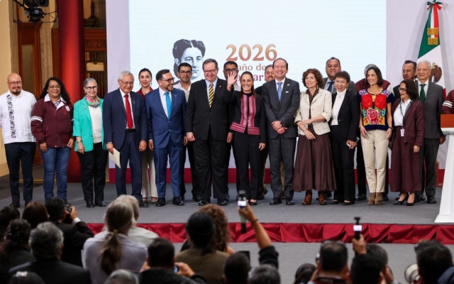 Sheinbaum presenta a grupo de expertos para evaluar el fracking en M&eacute;xico