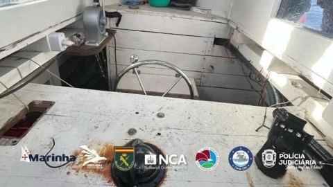 Fuerzas de seguridad interceptan narcosubmarino con carga de cocaína cerca de Portugal