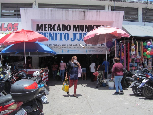 En unos días, el mercado celebrará 52 años de vida y esta vez los locatarios sí lo festejarán.