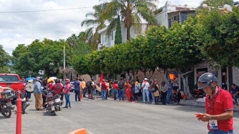 Colonias Unidas se manifestó con bloqueo en avenida Morelos