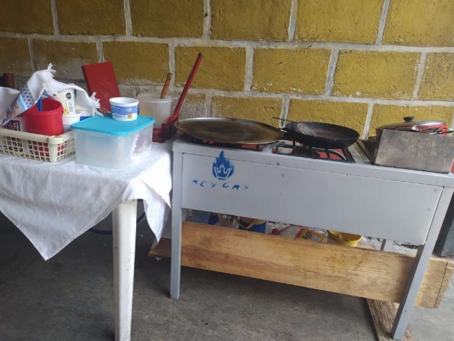 Busca ofrecer variedad en comidas a sus clientes