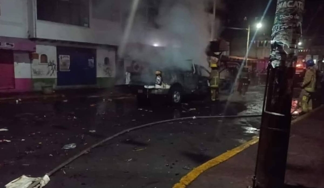 Incendian una camioneta en Chamilpa