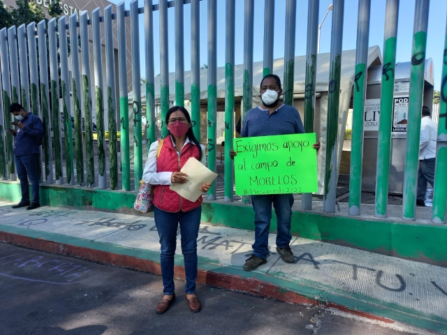 Se manifiestan antorchistas ante el Congreso; demandan obra pública y apoyos