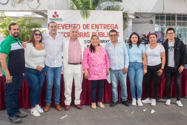 Realizan tercera entrega de escrituras en Temixco