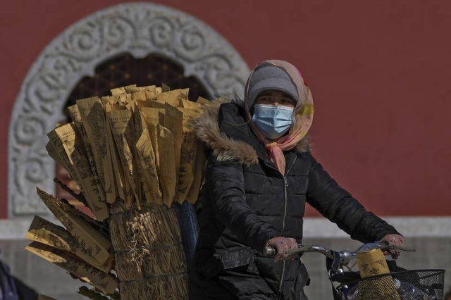COVID-19 en China: Atajan pico de contagios con más cuarentenas y restricciones en viajes