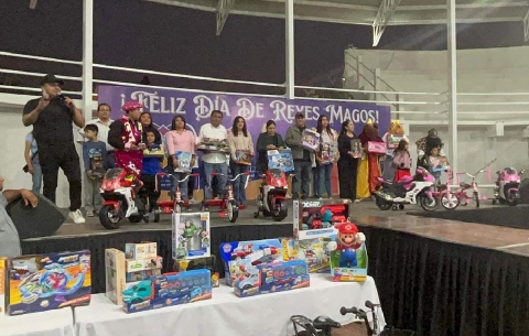 Con festival y regalos, celebran D&iacute;a de Reyes en Yecapixtla