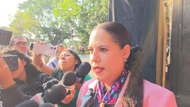   Karla Herrera Aline, secretaria de Educaci&oacute;n.