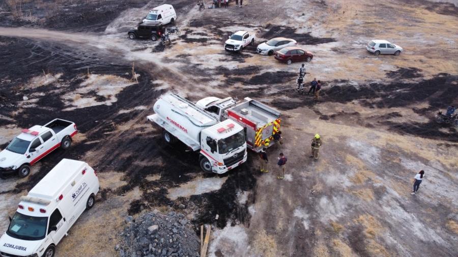 Mantiene CEPCM apoyo en atención del incendio en inmediaciones de exmina de tezontle en Jiutepec