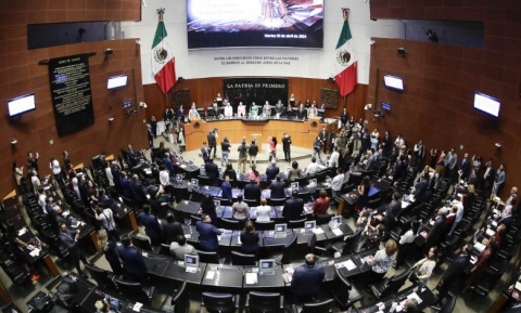 Senado aprueba en comisiones reducir semana laboral a 40 horas