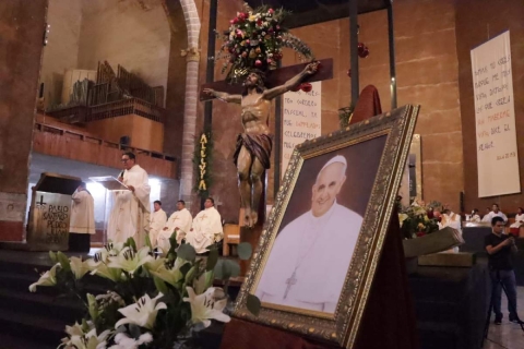 No hay fecha para cónclave