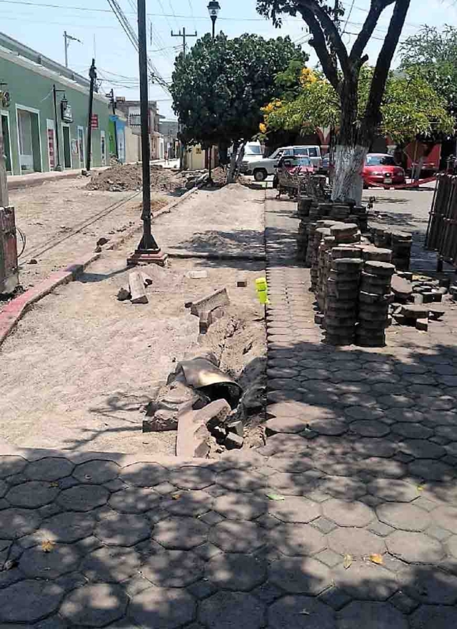 Los trabajos en el zócalo ya están avanzados.