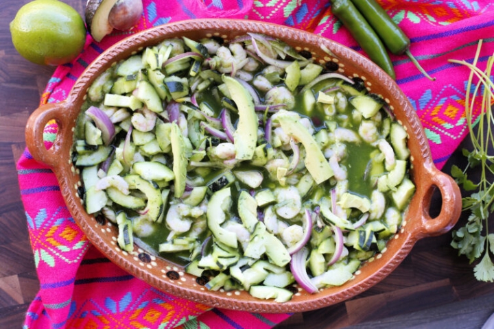 Receta sencilla para hacer un aguachile de camarón