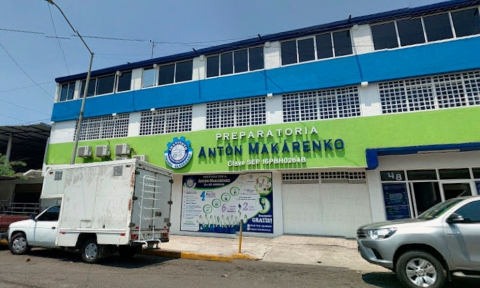 Adolescente asesina a dos maestras en preparatoria de Michoac&aacute;n