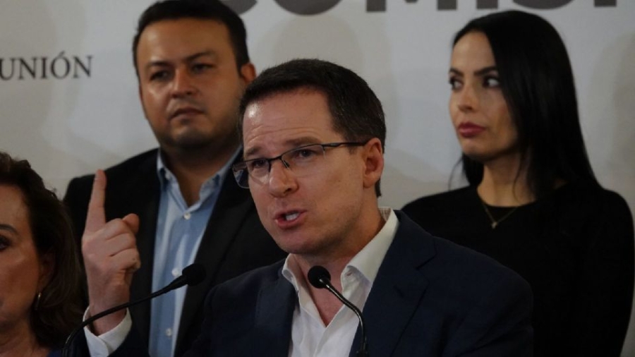 Senadores de oposición piden investigación sobre huachicol en sexenio de AMLO