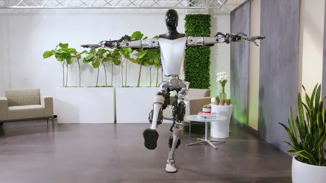 Tesla comparte actualización sobre &#039;Optimus&#039;, su robot humanoide