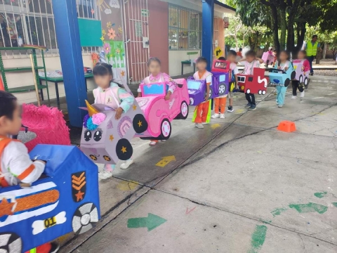 A través de juegos, los infantes adquirieron conocimientos relacionados con la vialidad.