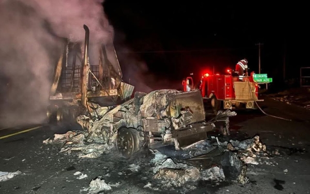 Zacatecas amanece con bloqueos, incendios y enfrentamientos