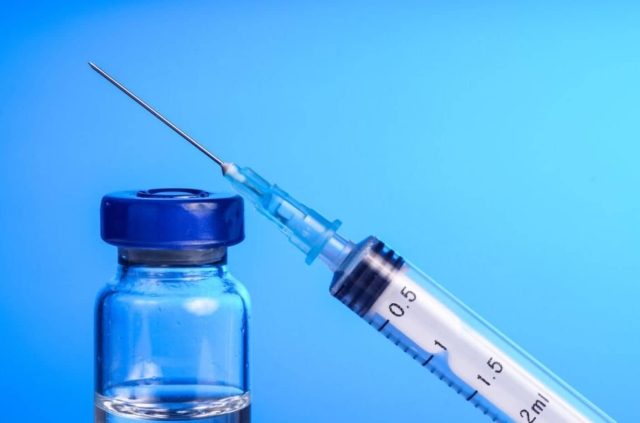 SCJN pone candado a información sobre vacunas COVID.