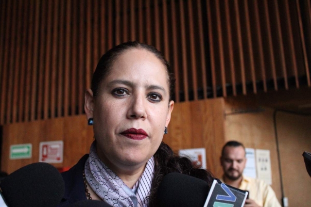 Karla Aline Herrera, secretaria de Educación. 