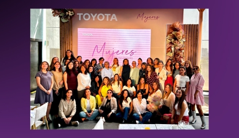 Toyota Celebra el Día Internacional de la Mujer Reconociendo el Talento Femenino en los Medios