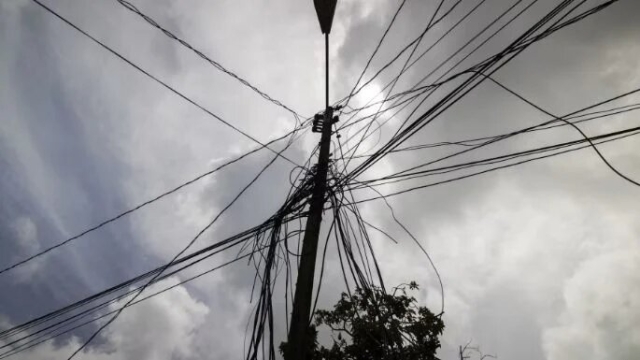 Ecuador aumenta cortes de luz ante crisis energética